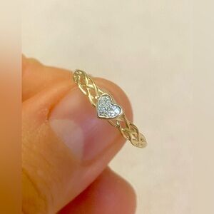14 Gold Heart 💛 Ring 💍 size 8.5. Real Gold